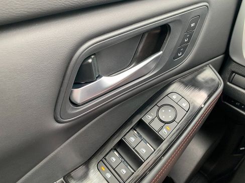 New 2026 Nissan Rogue SV image 19