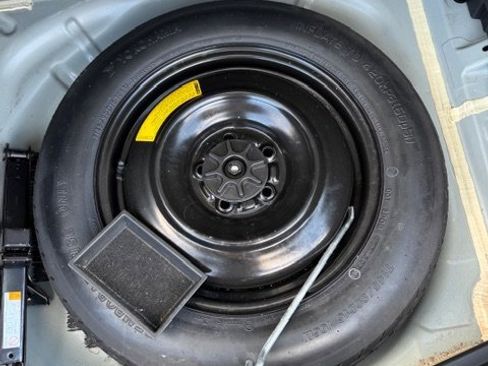 Used 2021 MAZDA CX-5 Touring image 21