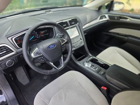 Used 2019 Ford Fusion SE w/ Equipment Group 151A image 28