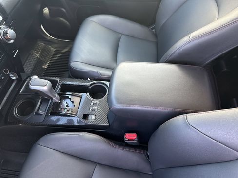 Certified 2024 Toyota 4Runner TRD Off-Road Premium w/ Off Road Premium Plus Package AWD/4WD image 22