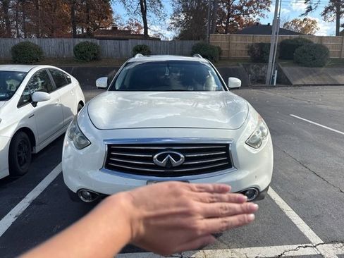 Used 2012 INFINITI FX35 AWD w/ Premium Pkg image 2