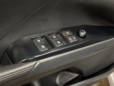 Used 2019 Toyota Camry XSE w/ Navigation Package image 30