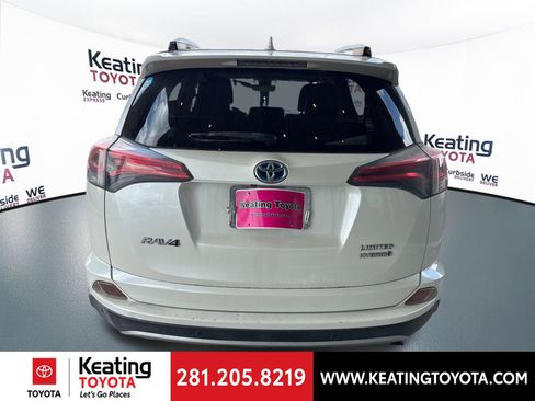 Used 2018 Toyota RAV4 Limited w/ Advanced Technology Package AWD/4WD image 6