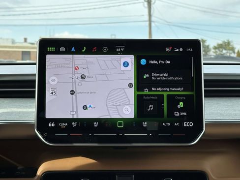 New 2025 Volkswagen ID. Buzz Pro S image 13