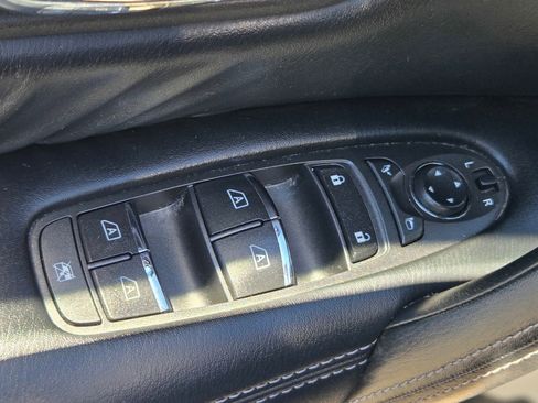 Used 2020 Nissan Armada Platinum AWD/4WD image 22