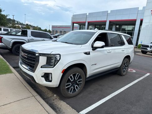 Used 2023 GMC Yukon AT4 w/ AT4 Premium Plus Package AWD/4WD image 6