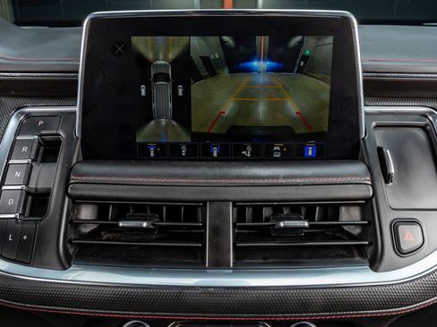 Used 2022 Chevrolet Tahoe RST w/ Luxury Package image 21