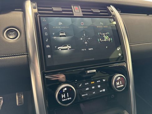 Used 2022 Land Rover Discovery S R-Dynamic image 17