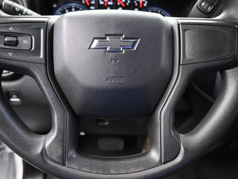 Used 2021 Chevrolet Silverado 1500 Custom Trail Boss AWD/4WD image 32