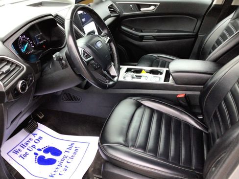 Certified 2024 Ford Edge SEL AWD/4WD image 3