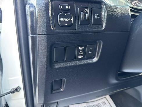 Used 2023 Toyota 4Runner TRD Off-Road image 15