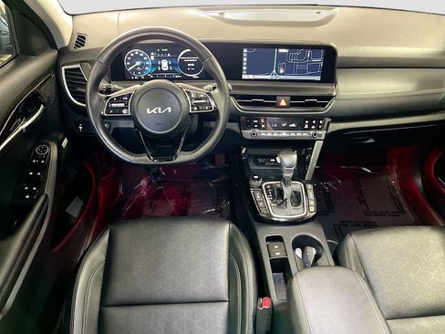 Used 2024 Kia Seltos SX w/ SX Sunroof Package AWD/4WD image 24