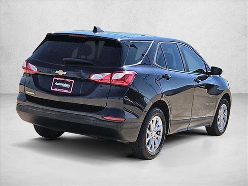 Used 2020 Chevrolet Equinox LS FWD image 11