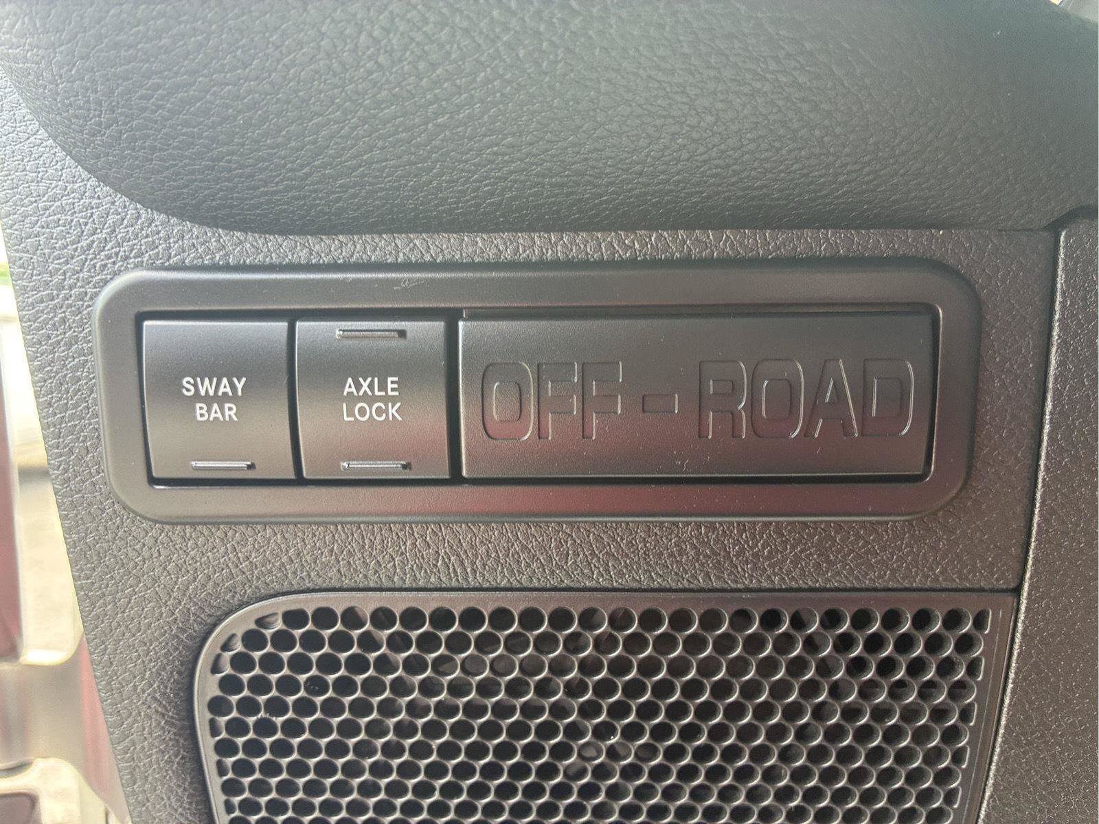 Used 2011 Jeep Wrangler Unlimited Rubicon AWD/4WD image 24