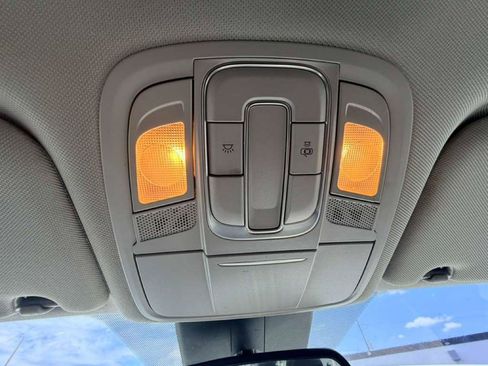 Used 2020 Hyundai Santa Fe SEL FWD image 29