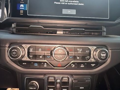 Used 2025 Jeep Wrangler Unlimited Rubicon 4xe w/ Safety Group image 22