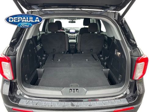 Certified 2022 Ford Explorer XLT image 6