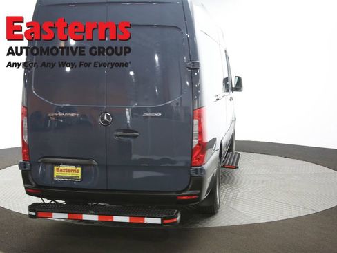 Used 2019 Mercedes-Benz Sprinter 170 image 35