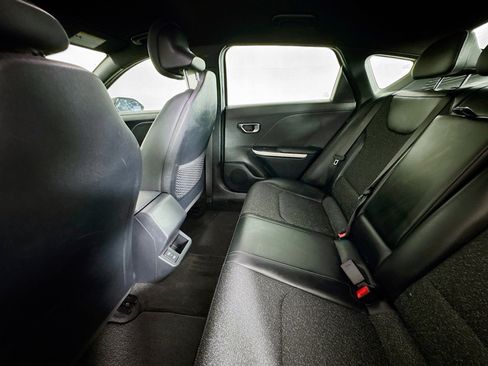 Used 2025 Kia K4 GT-Line FWD image 23