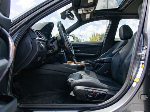 Used 2014 BMW 335i Sedan RWD image 17