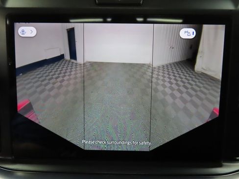 Used 2025 Ford F250 Platinum image 20