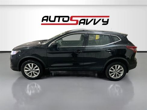 Used 2020 Nissan Rogue Sport SV image 4