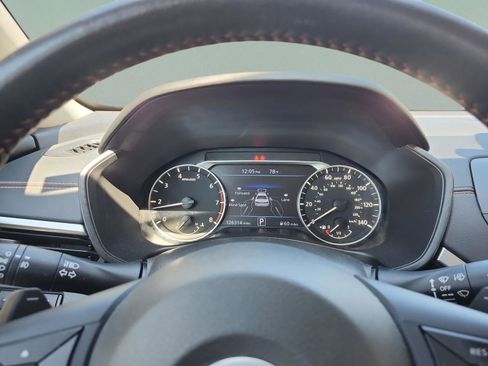 Used 2022 Nissan Altima 2.5 SR w/ Midnight Edition Package image 10