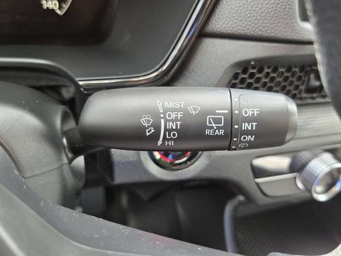 Used 2025 Honda CR-V LX image 25