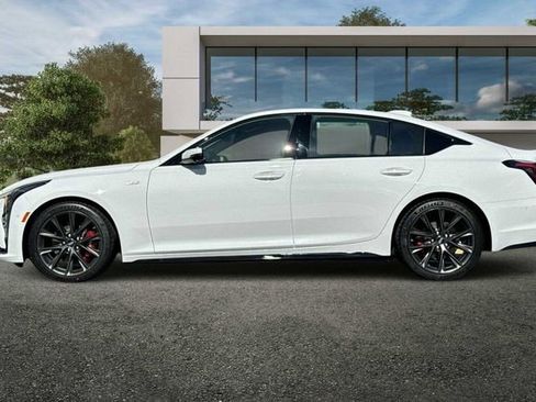 New 2026 Cadillac CT5 V image 7