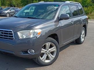 Used 2009 Toyota Highlander Limited w/ Extra Value Pkg 7 AWD/4WD video 1