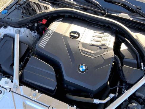 Used 2023 BMW 430i xDrive Coupe w/ M Sport Package AWD/4WD image 33
