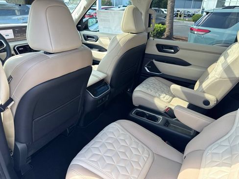 New 2026 Nissan Armada Platinum Reserve AWD/4WD image 14