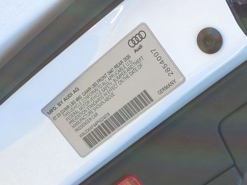 Used 2023 Audi A4 2.0T Premium image 34