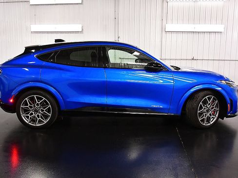 Used 2025 Ford Mustang Mach-E GT AWD/4WD image 8