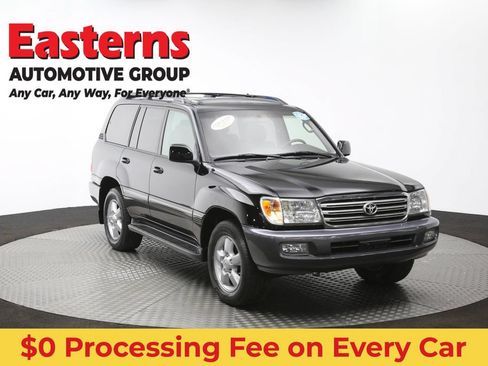 Used 2005 Toyota Land Cruiser AWD/4WD image 53
