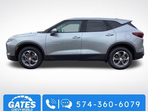 Used 2025 Chevrolet Blazer LT image 6
