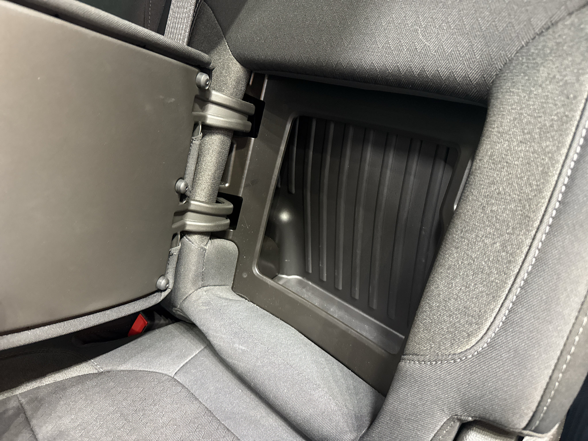 Used 2019 Chevrolet Silverado 1500 LT Trail Boss AWD/4WD image 14