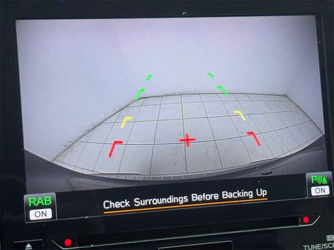 Used 2022 Subaru Ascent Limited w/ Technology Package image 28