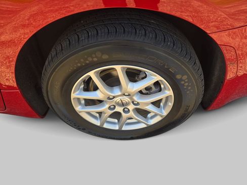 Used 2024 Chrysler Pacifica Touring-L FWD image 34