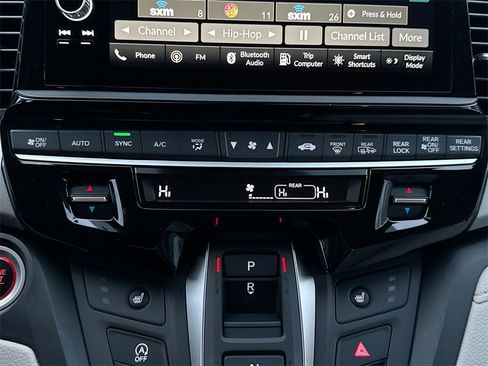 New 2026 Honda Odyssey EX-L image 17