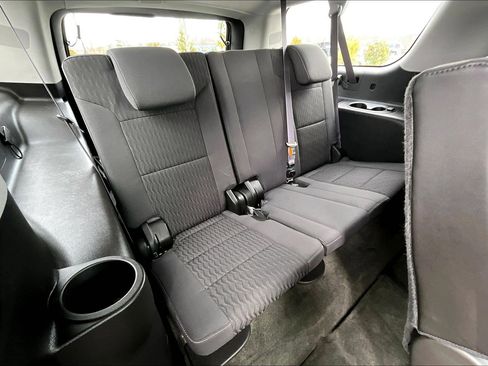 Used 2015 Chevrolet Suburban LS w/ Max Trailering Package image 27