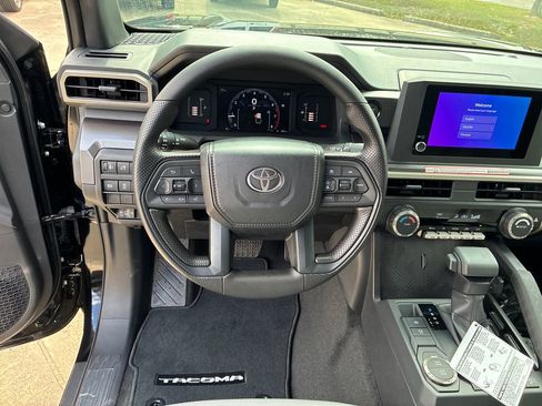 New 2026 Toyota Tacoma SR5 image 18