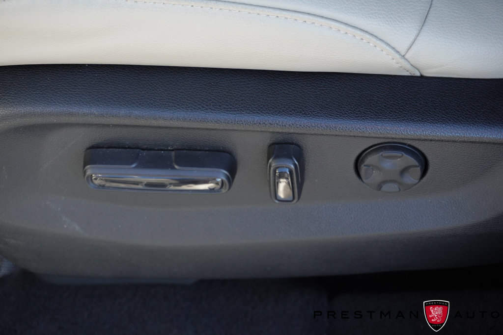 Used 2020 Honda CR-V Touring image 26