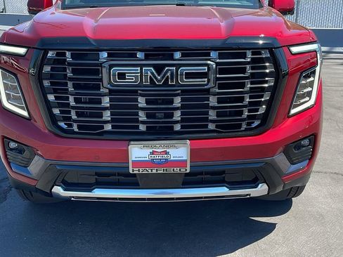 New 2026 GMC Yukon Denali Ultimate AWD/4WD image 9