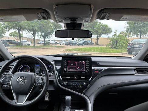 Used 2023 Toyota Camry LE image 33