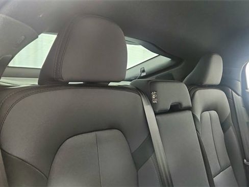 Used 2022 Polestar Polestar 2 Long Range Dual Motor w/ Plus Package image 25