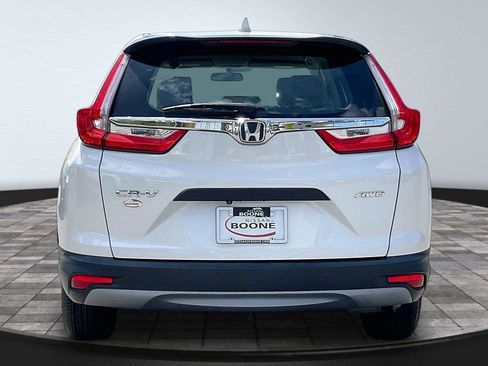 Used 2019 Honda CR-V LX image 4