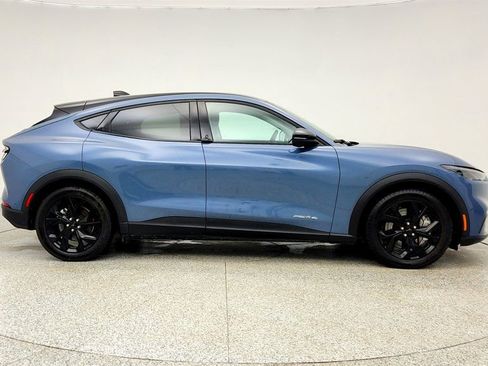 Used 2024 Ford Mustang Mach-E Select w/ Comfort Package Lite image 4