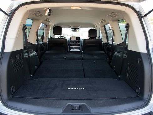 Used 2022 Nissan Armada SV AWD/4WD image 21