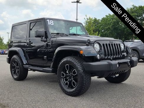 Used 2018 Jeep Wrangler Sahara AWD/4WD image 7